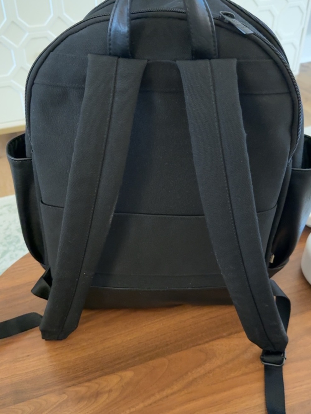 Beis Backpack - Picture 5 of 5
